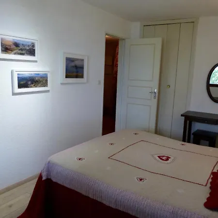 Apartment T2 Au Coeur De Praloup - Le Chanteval *